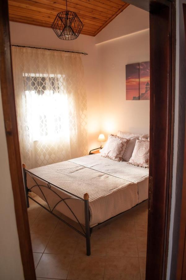 Villa House Of Harmony Kamisianá Esterno foto